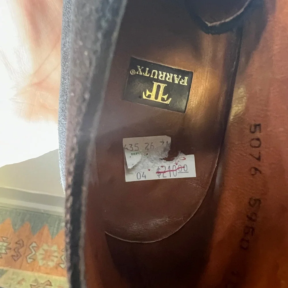 Farrutx black suede